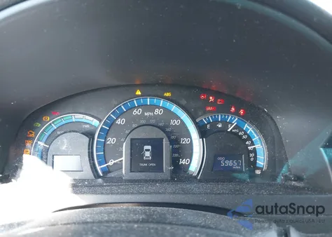 2012 Toyota Camry Hybrid Xle z USA, uszkodzony, nr VIN 4T1BD1FK4CU045964